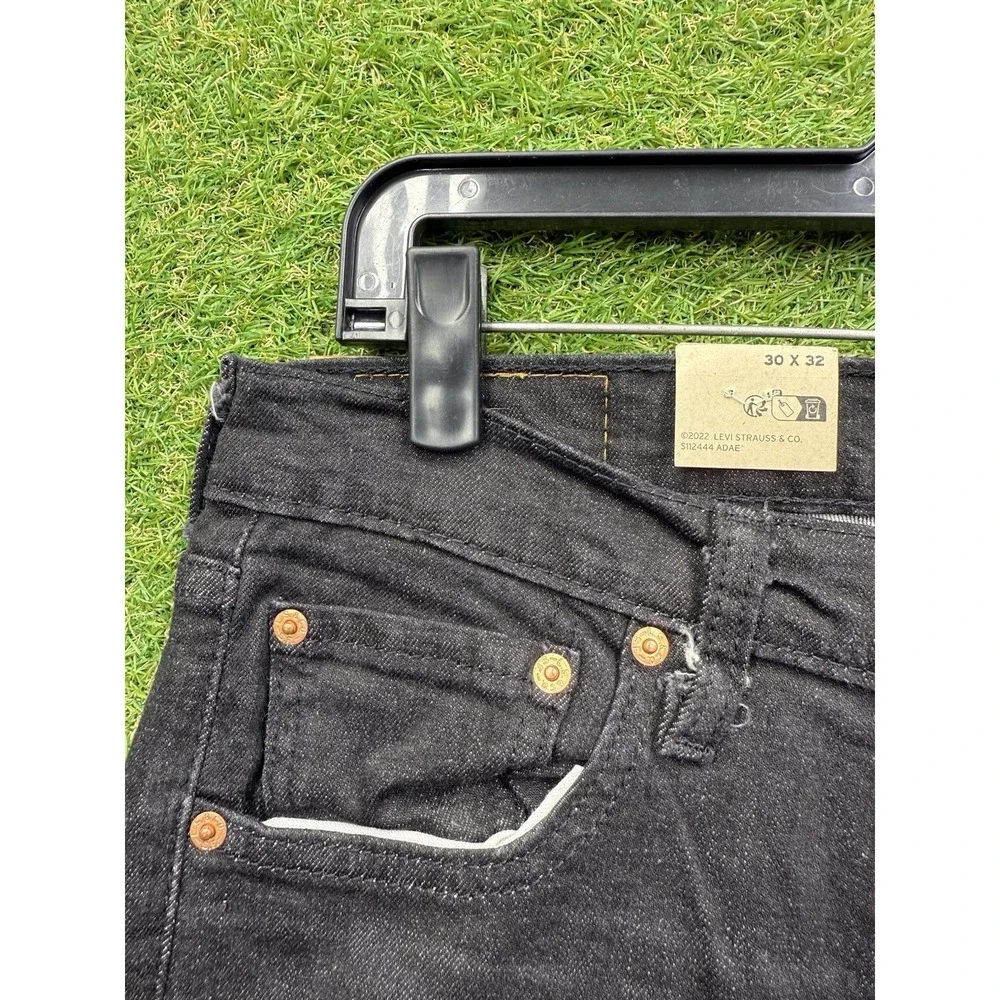 Levis 501 Jeans Mens 30x32 Black Legacy Straight Leg Original Fit Button Fly NWT